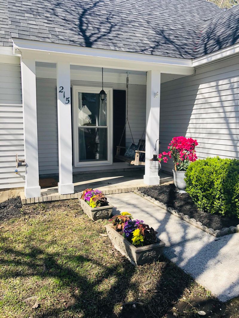 215 Alston Cir, Goose Creek, SC 29445