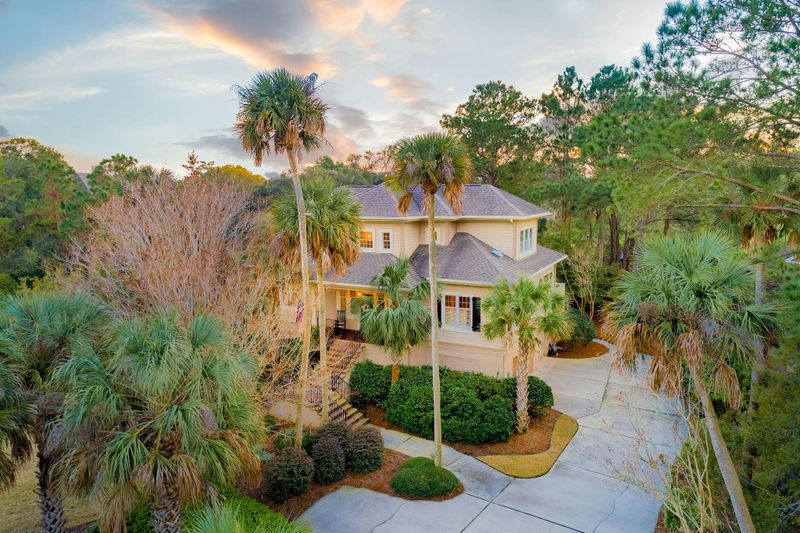 585 Whimbrel Rd, Kiawah Island, SC 29455