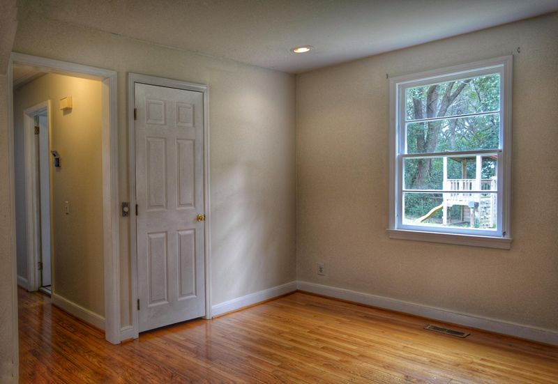1273 Pickett St, Charleston, SC 29412