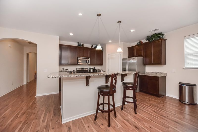 214 Secretariat Dr, Moncks Corner, SC 29461