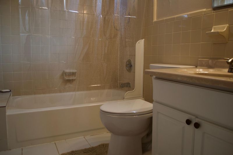 1833 Orangeburg St, North Charleston, SC 29405