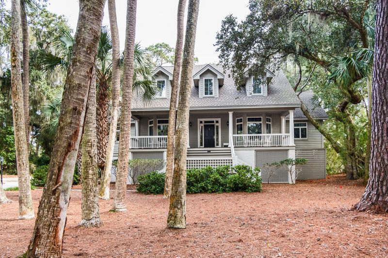 2649 Seabrook Island Rd, Johns Island, SC 29455