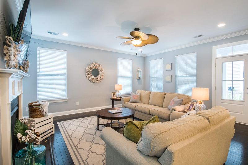 7409 Purser Ln, Hanahan, SC 29410