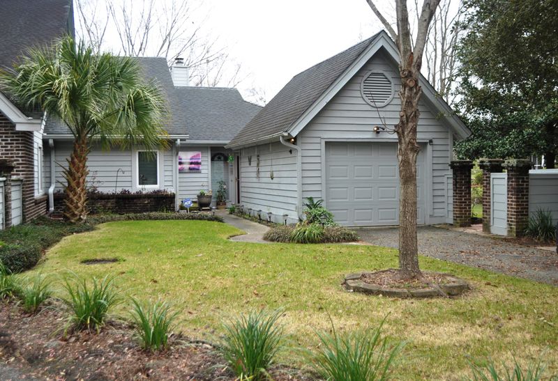 15 Par Dr #E, Charleston, SC 29414