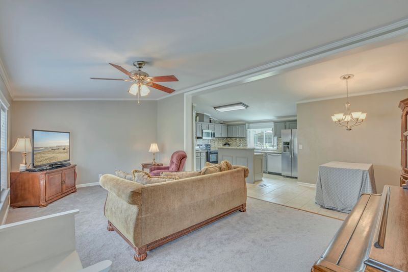 2047 Highway 61, Ridgeville, SC 29472