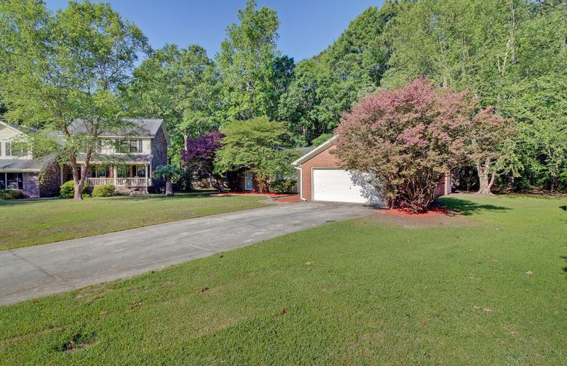 105 Derby Ct, Goose Creek, SC 29445