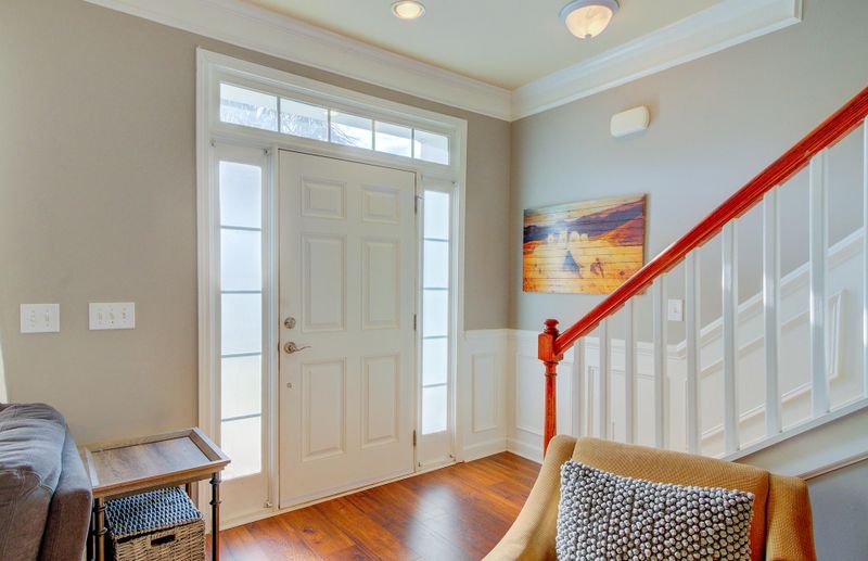 816 Rue Dr, Charleston, SC 29414