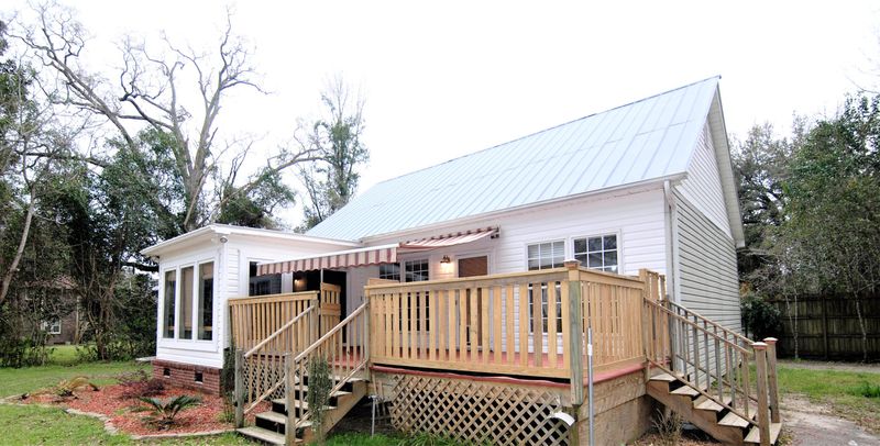1854 Pinopolis Rd, Moncks Corner, SC 29461