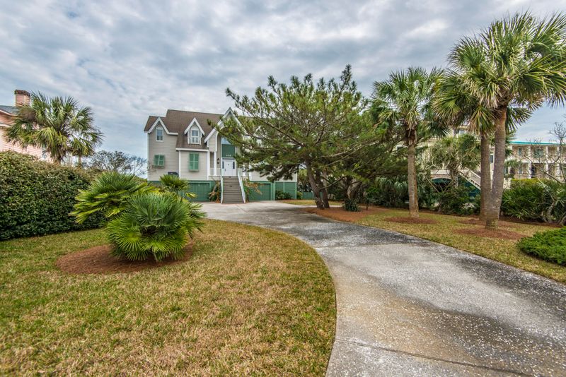 206 Ocean Blvd, Isle Of Palms, SC 29451