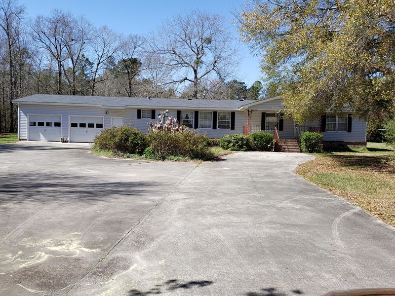1131 Ranger Dr, Cross, SC 29436