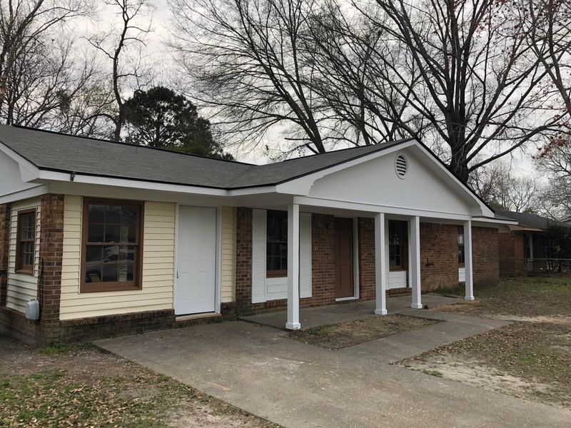25 Montclair Ave, Goose Creek, SC 29445
