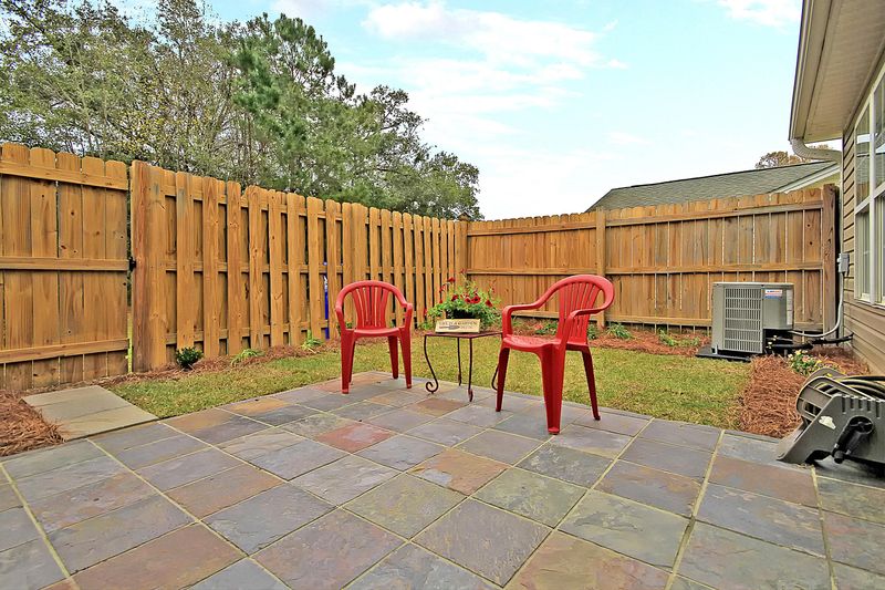 1628 Dexter Ln, Charleston, SC 29412