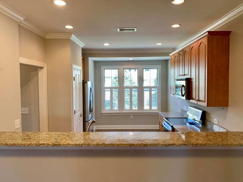 5531 Colonial Chatsworth Cir, Charleston, SC 29418