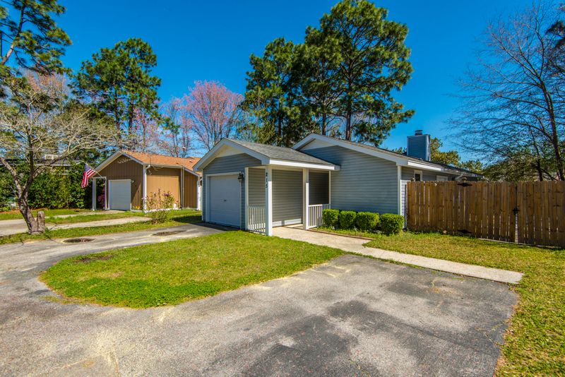 215 Pebble Creek Rd, Summerville, SC 29486