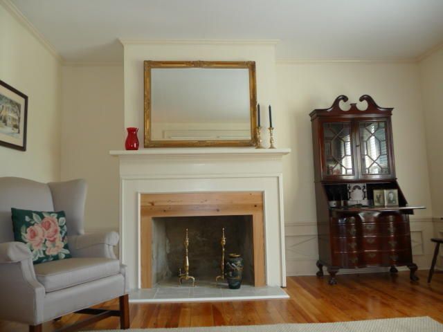 408 Pinckney St, Mcclellanville, SC 29458