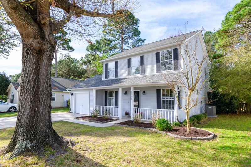 1990 Armory Dr, Mount Pleasant, SC 29466