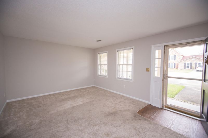 5575 Evelyn Dr, North Charleston, SC 29418