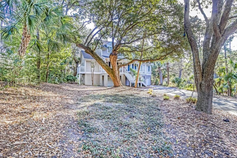 8 Sandwedge Ln, Isle Of Palms, SC 29451