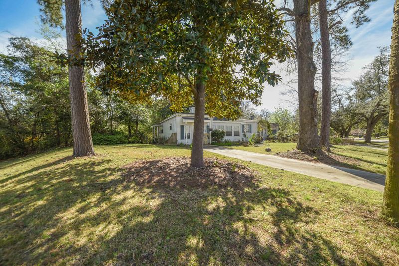 5238 Parkside Dr, North Charleston, SC 29405