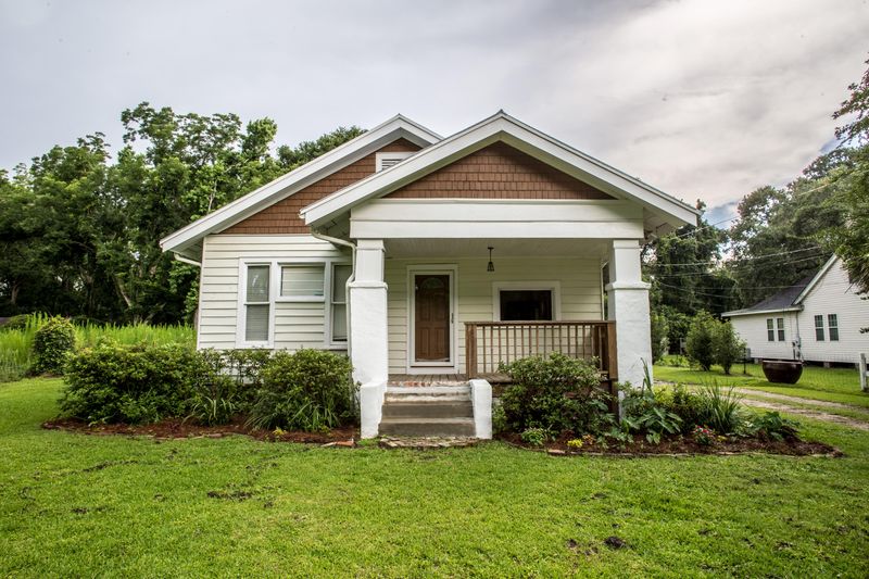 4241 Saint Marys Ln, Yonges Island, SC 29449