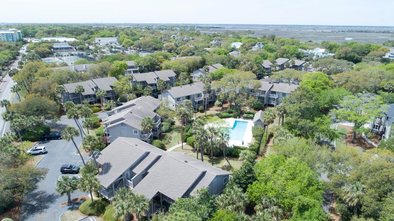 25 Lagoon Villas #25, Isle Of Palms, SC 29451