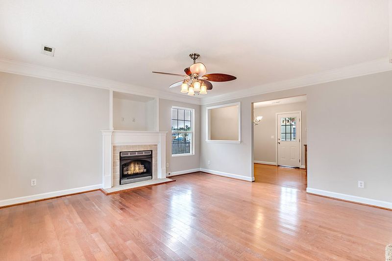 8351 Planters Knoll, North Charleston, SC 29420