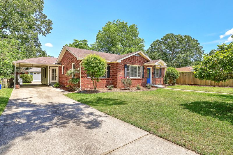 5104 Temple St, North Charleston, SC 29405