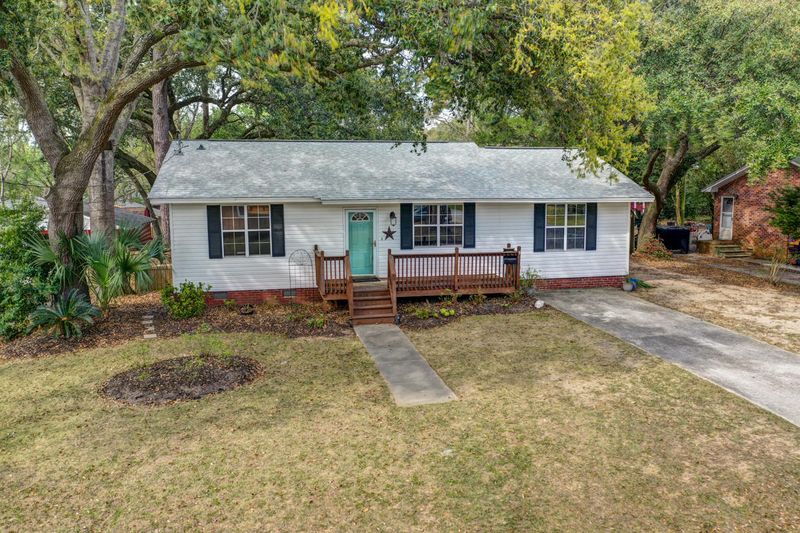 1154 Camden St, North Charleston, SC 29405