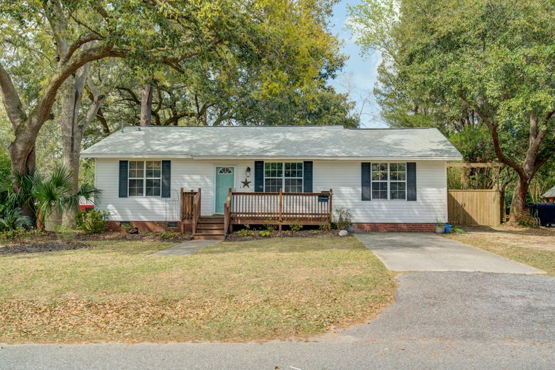 1154 Camden St, North Charleston, SC 29405