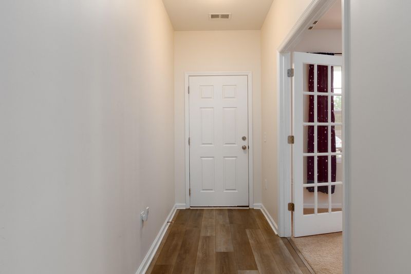 184 Weeping Cypress Dr, Moncks Corner, SC 29461