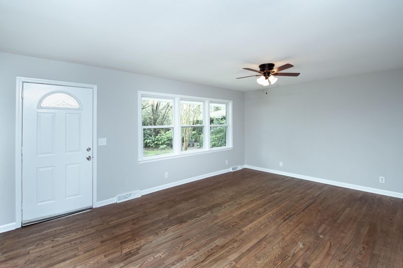 32 Murray Hill Dr, Charleston, SC 29407
