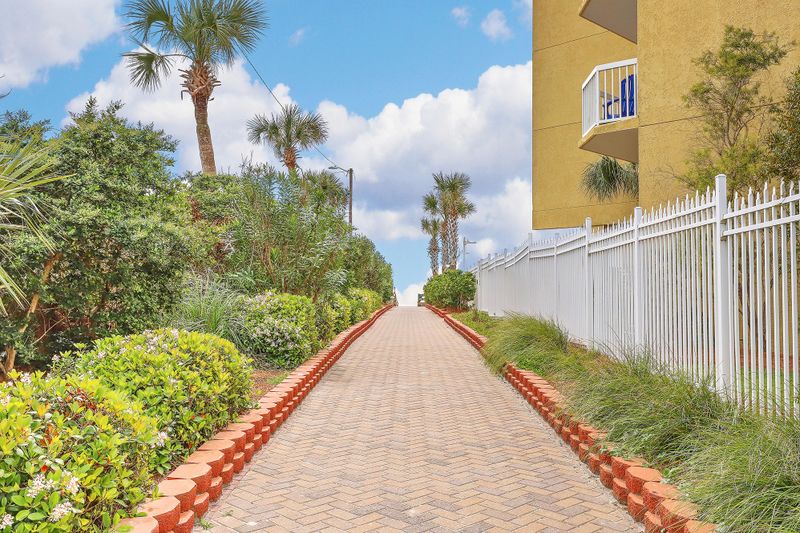 114 E Arctic Ave #C101, Folly Beach, SC 29439