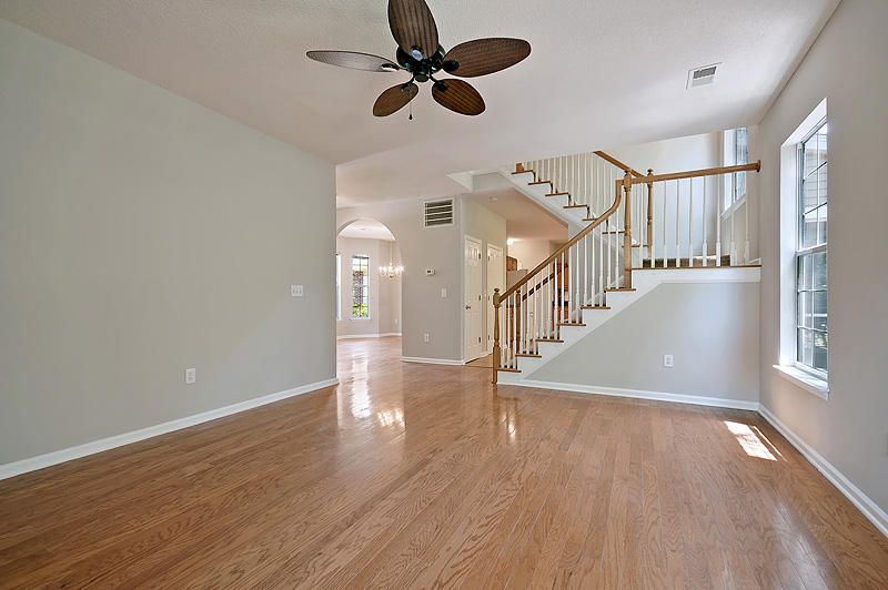 1252 Wild Olive Dr, Mount Pleasant, SC 29464