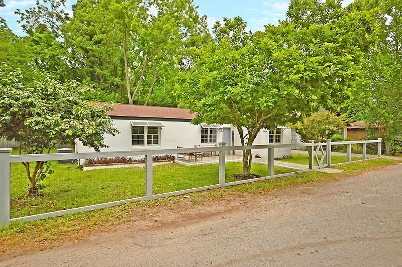 1434 Agatha St, Charleston, SC 29407