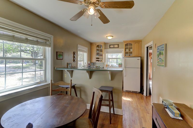501 Saint Andrews Blvd, Charleston, SC 29407