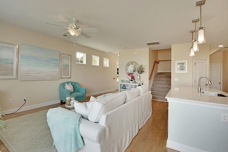 1462 Red Tide Rd, Mount Pleasant, SC 29466