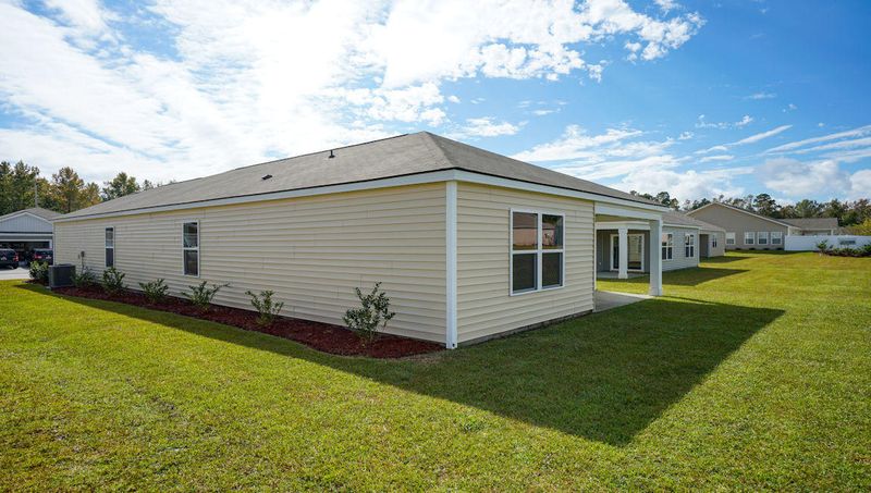 437 Buckhannon Ln, Moncks Corner, SC 29461