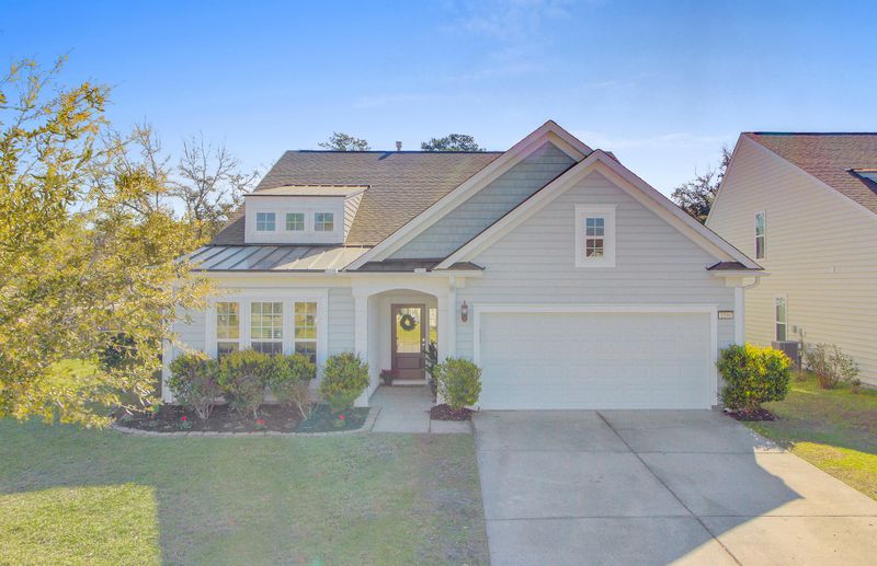 1590 Pixley St, Charleston, SC 29414