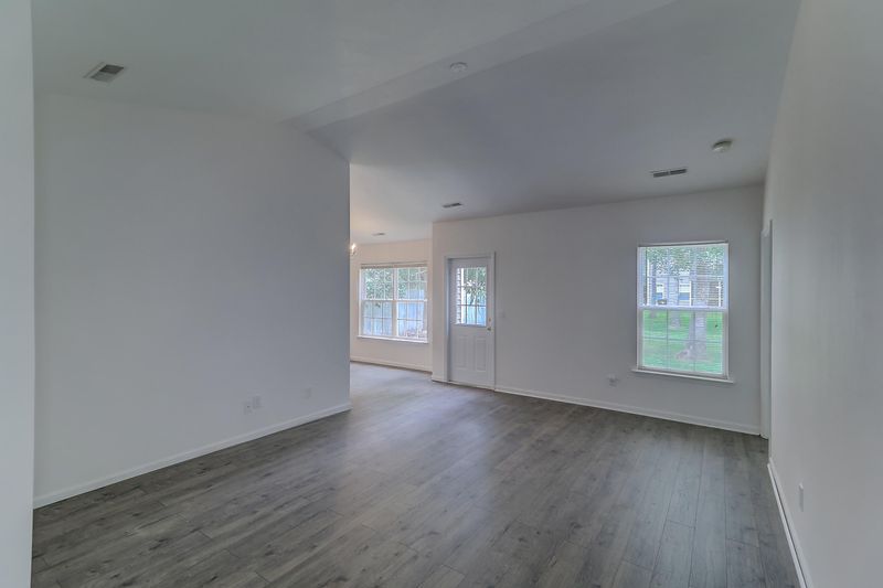 9008 Robins Nest Way, Summerville, SC 29485