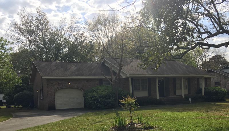 376 Betsy Rd, Charleston, SC 29407