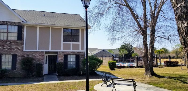2920 Oxford Pl, Charleston, SC 29414