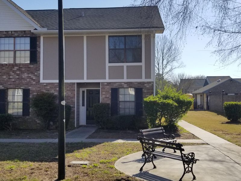 2920 Oxford Pl, Charleston, SC 29414