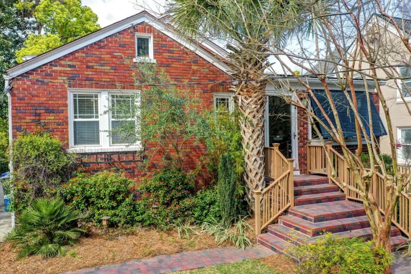 194 Grove St, Charleston, SC 29403