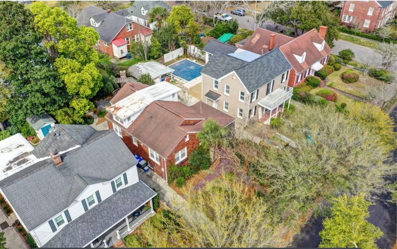 194 Grove St, Charleston, SC 29403