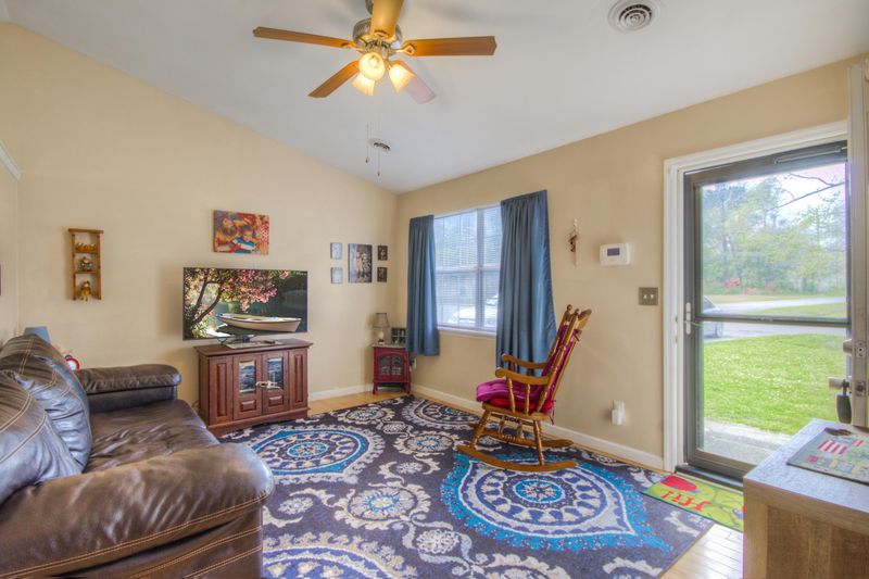 2293 Mendel Rivers Rd, Saint Stephen, SC 29479