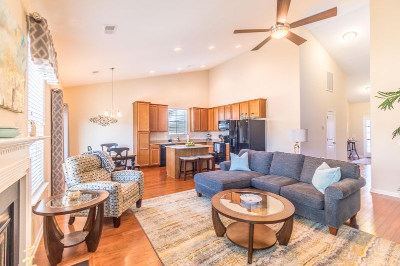 2217 Pimlico Dr, Ridgeville, SC 29472