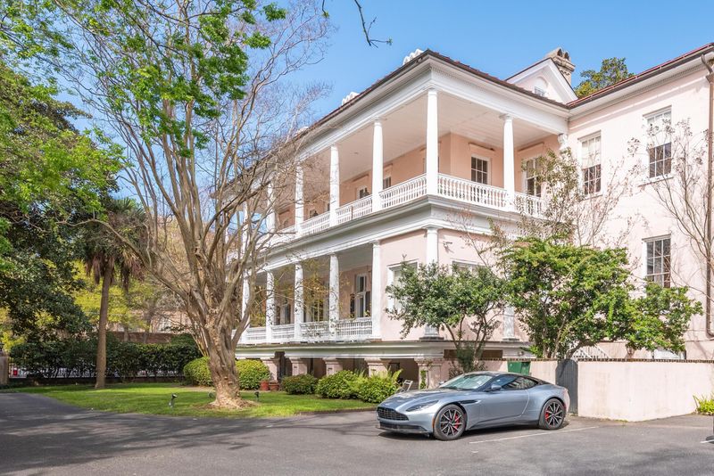 192 Ashley Ave #B, Charleston, SC 29403