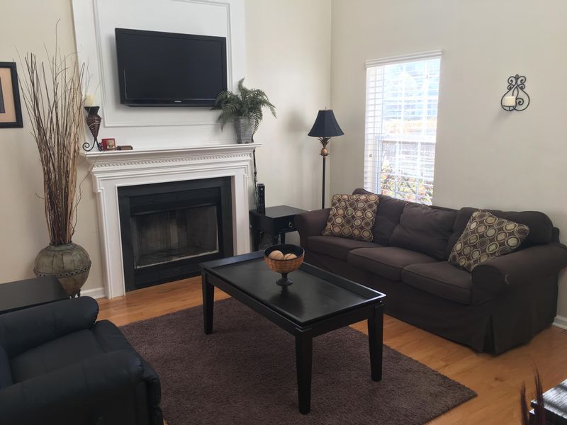 1295 Palm Cove Dr, Charleston, SC 29492