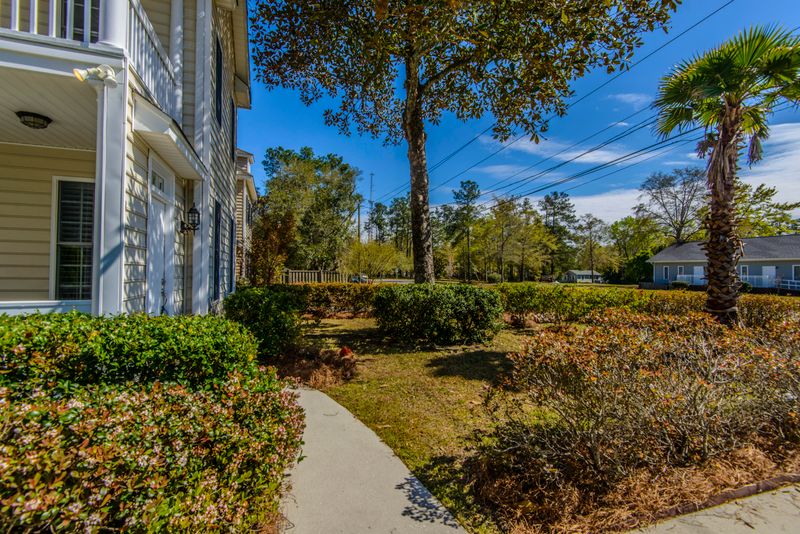 505 W 2nd North St, Summerville, SC 29483