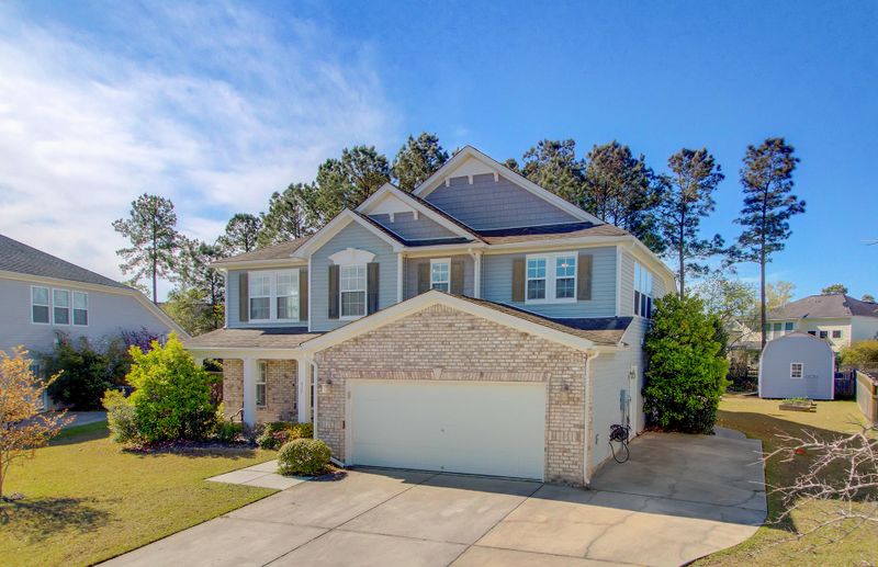 447 Glenmore Dr, Moncks Corner, SC 29461